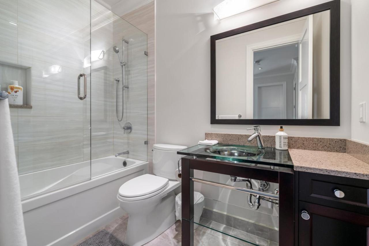 Casa de férias Elegant Spacious Retreat Modern Amenitie Vancouver